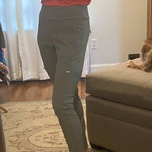 Athleta Headlands Hybrid Cargo Tights